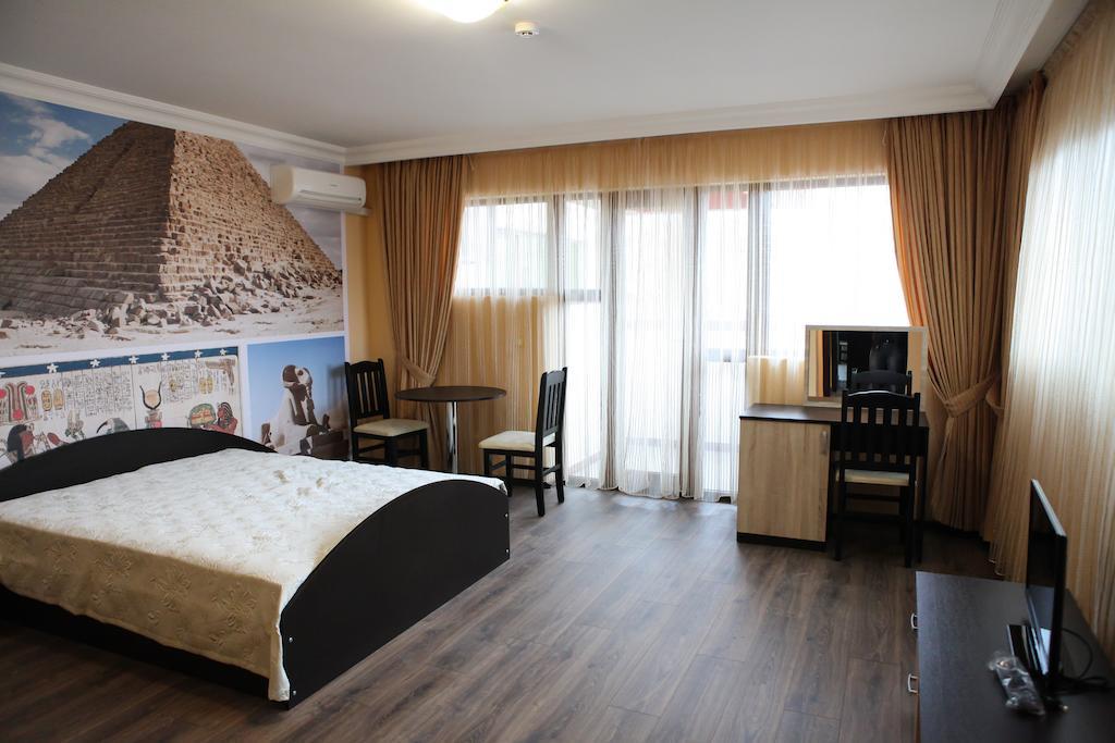 Meatsa Hotel Kŭrdzhali Habitación foto